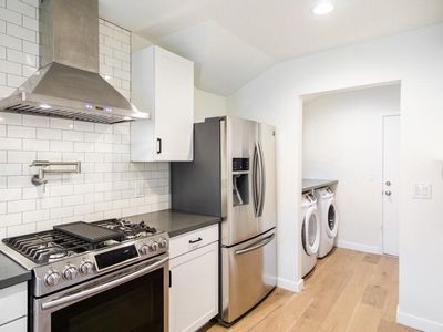 22233 Avenue San Luis, Woodland Hills, CA, 91364