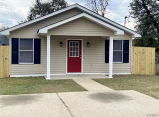 1005 10th St, Northport, AL 35476