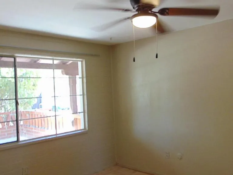 321 S Paseo Cerro #B — Photo 8
