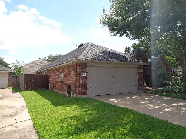 13006 Brayton Ct — Photo 2