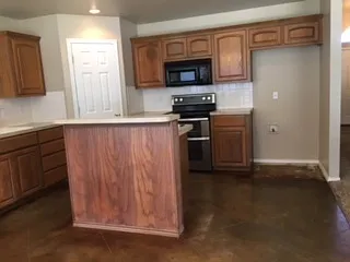 2458 Township Ct — Photo 7