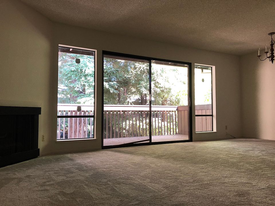 1st image of 2400 Larkspur Ln APT 266