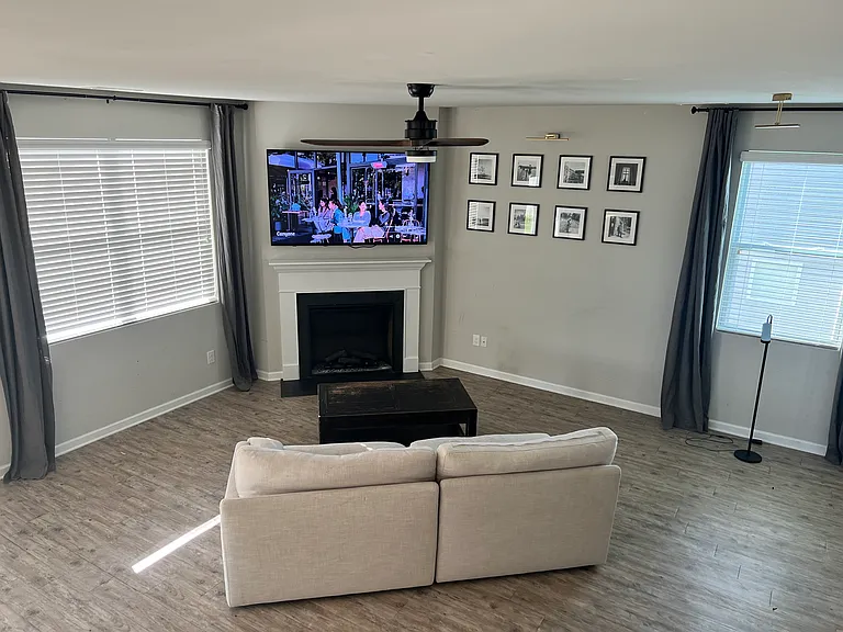 208 Autumn Terrace Ln — Photo 13