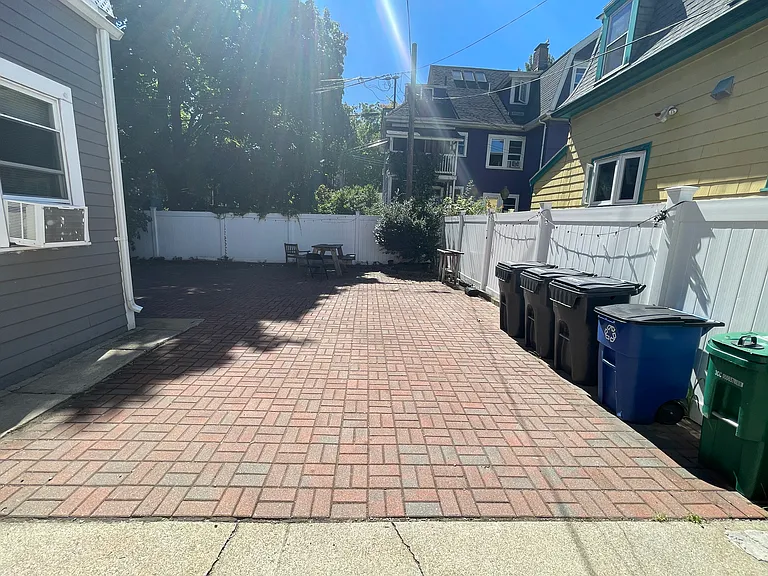 330 Western Ave — Photo 23