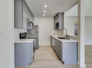 230 Grand Blvd APT 5, San Mateo, CA 94401