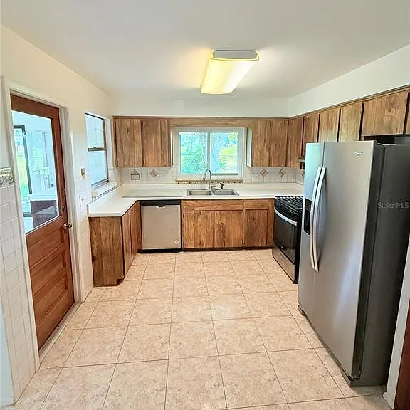 140 Fairway Ten Dr — Photo 12