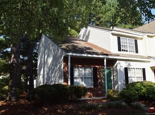 3101 Summercroft Ln, Charlotte, NC 28269