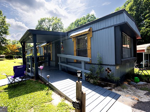 4th image of 559 Wheeler Cir