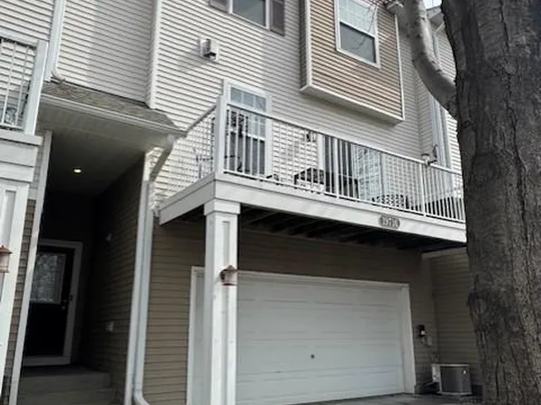 19716 Escort Trl Unit 207, Farmington, MN 55024