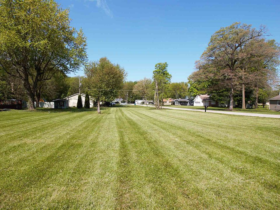 1st image of Meadow Ln