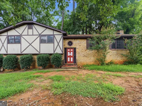 532 Stockwood Dr, Woodstock, GA 30188