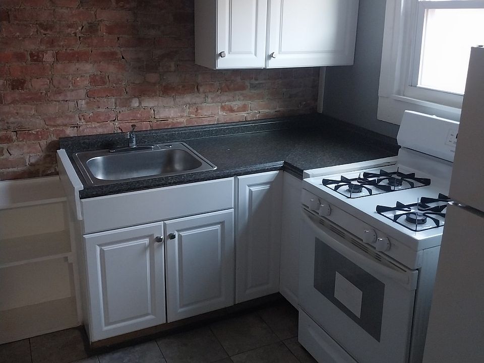 1st image of 2427 Broadway