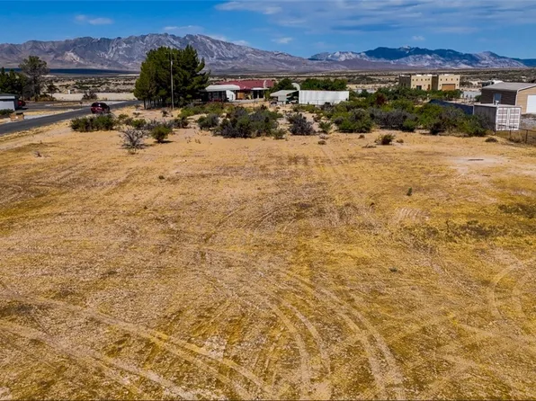 6670 S Paula Dr #3, Pahrump, NV 89048