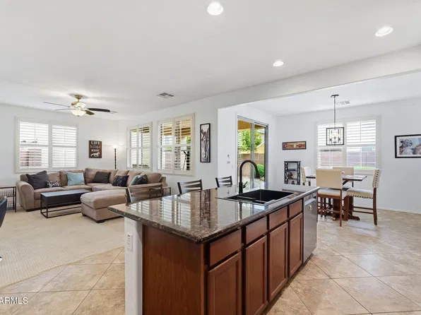 3463 E CARLA VISTA Drive, Gilbert, AZ 85295