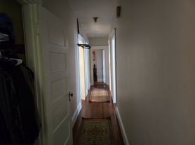 68 Kidder Ave