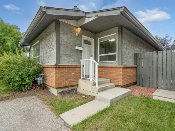 7172 S Coach Hill Rd SW #16, Calgary, AB T3H 1C8