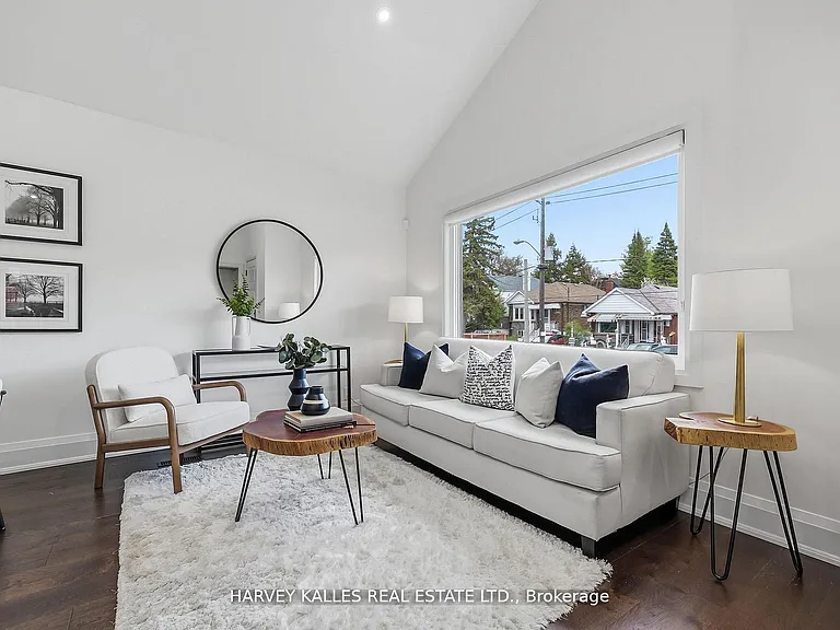 568 Northcliffe Blvd — Photo 6