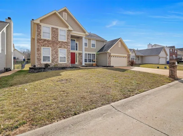 2590 Breakwater Dr, Imperial, MO 63052