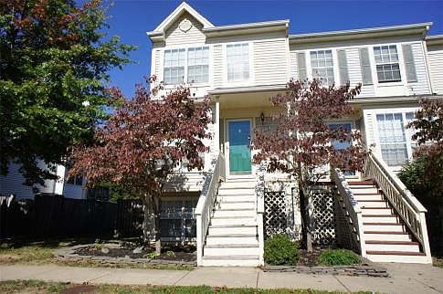 1st image of 14218 Autumn Cir