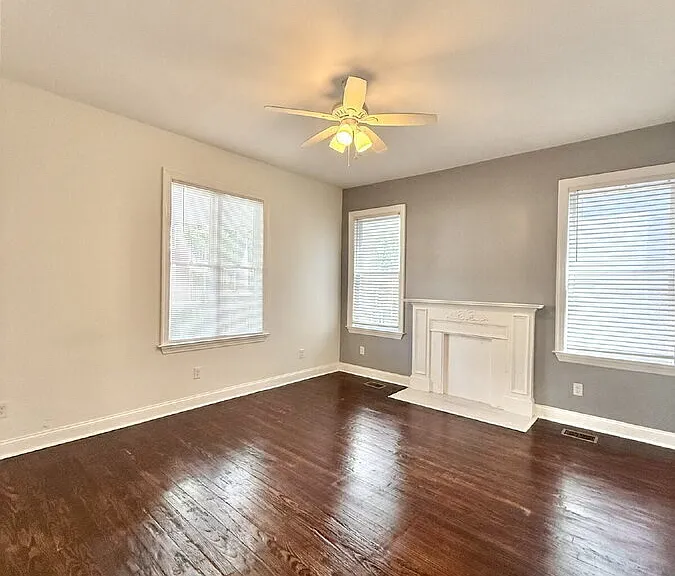 2235 Whitaker St — Photo 5