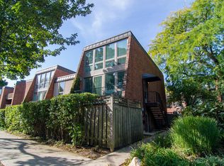 2044 N Larrabee St, Chicago, IL 60614