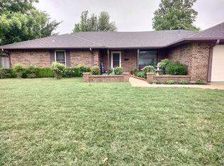 7136 NW Birch Pl, Lawton, OK 73505