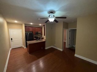 927 College St #950-1050, Bowling Green, KY 42101