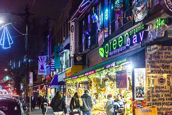 Rented by MNS | media 6