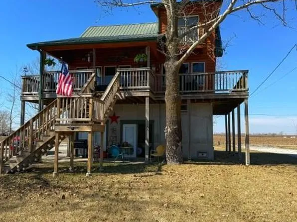 355 Mallard Ln, Craig, MO 64437
