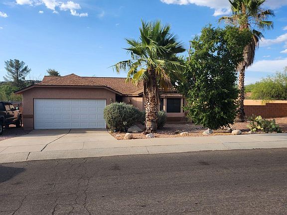 2nd image of 1400 W Canyon Shadows Ln