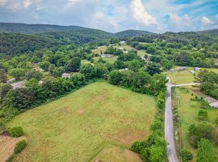 127 Rakestown Rd, Ivanhoe, VA 24350