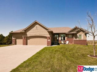 12602 S 68th Ave, Papillion, NE 68133