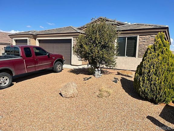 2nd image of 3291 Karen Ave