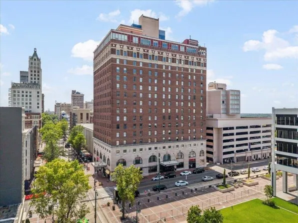 109 N Main St APT 1003, Memphis, TN 38103