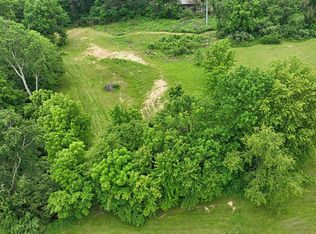 Pineview Dr, Loogootee, IN 47553