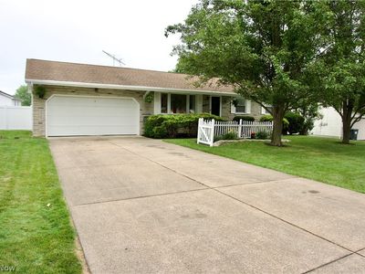 3415 Darbyshire Dr, Canfield, OH, 44406