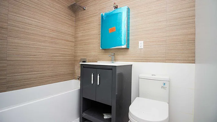 Rented by Nooklyn NYC LLC | media 22