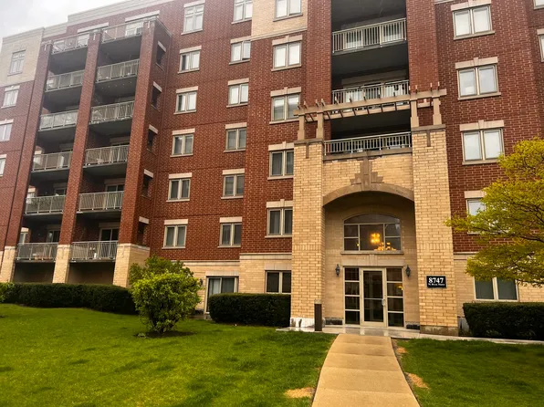 8747 W Bryn Mawr Ave APT 707, Chicago, IL 60631