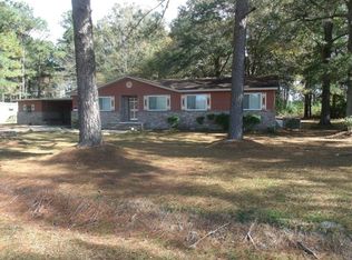 1413 Gus Dr, Darlington, SC 29532