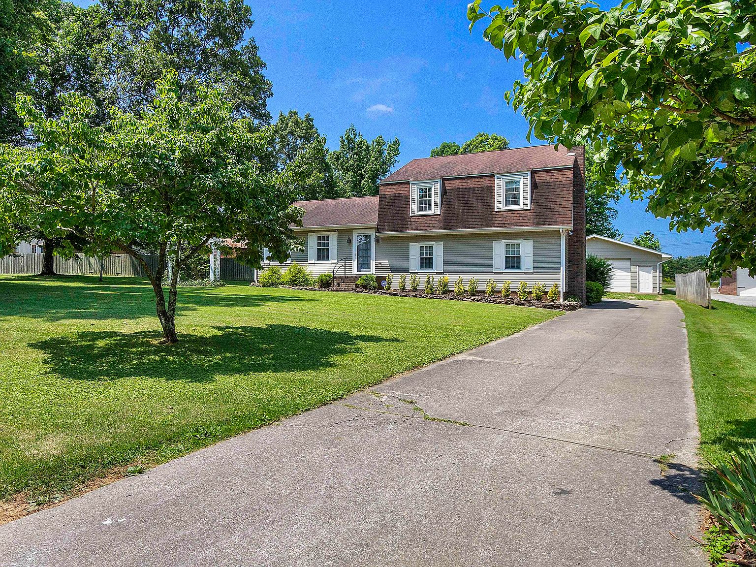 1423 Glenwood Dr, Maryville, TN 37803 Zillow