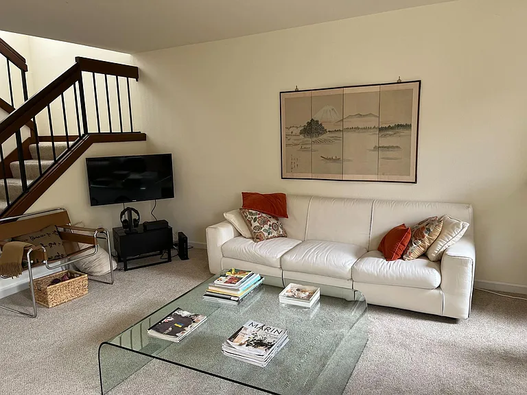 Portsmouth Cv — Photo 6