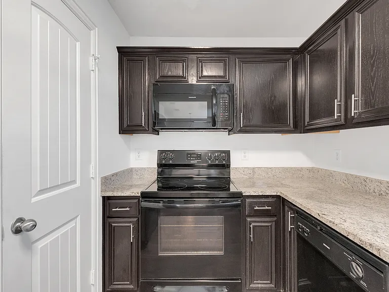 229 Irick Ct — Photo 9