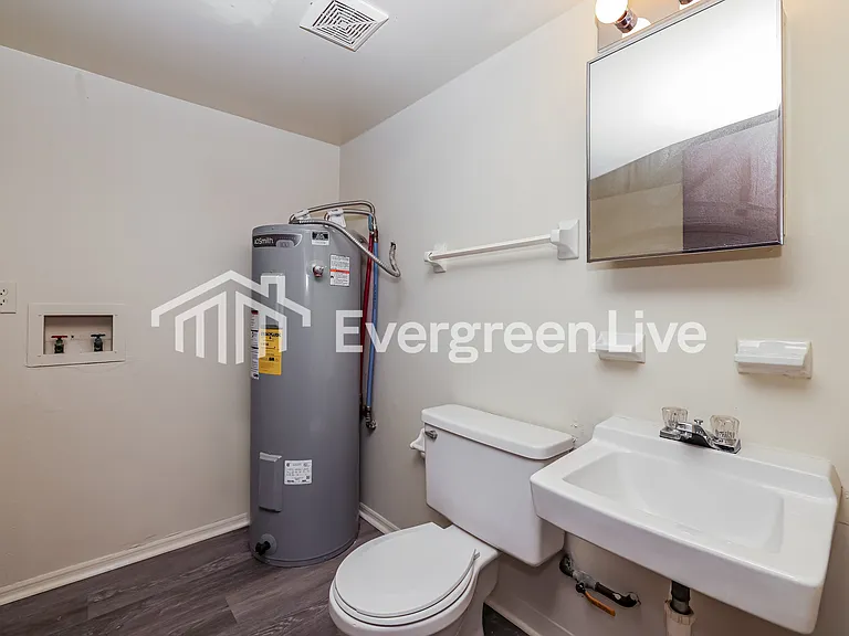 8213 Mount Carmel St — Photo 14