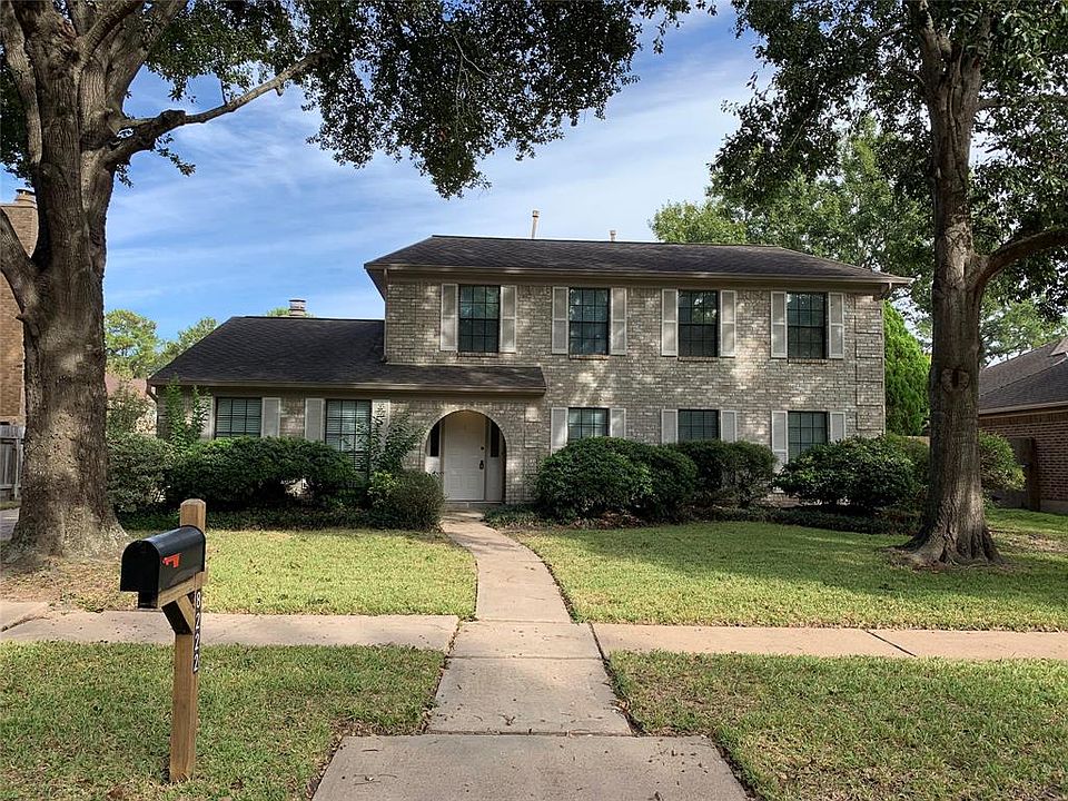 1st image of 8222 Town Creek Dr