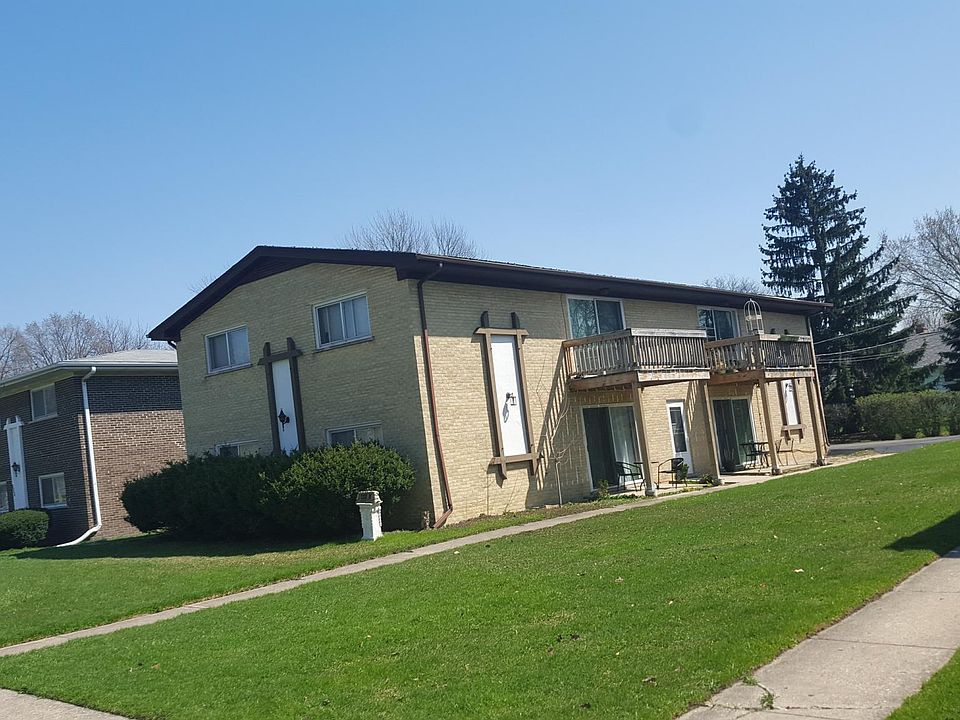 2nd image of 123 W Willow St APT 1