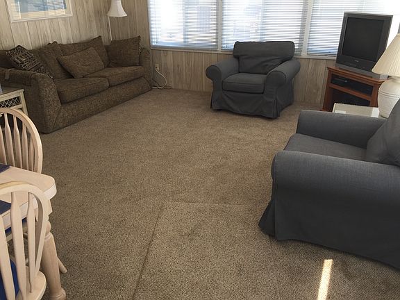 Spacious family room