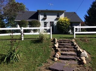 10620 N 45th St, Augusta, MI 49012