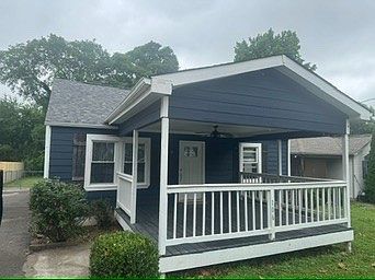 3rd image of 106 Goode Dr