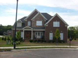 1008 Spruce Ridge Ln, Spring Hill, TN 37174