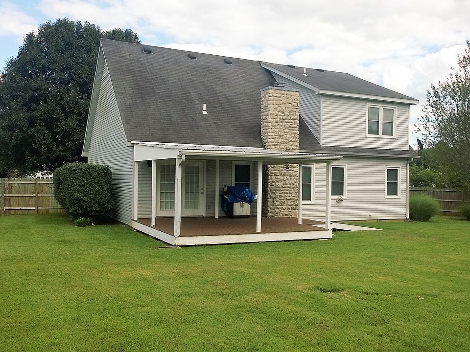 2nd image of 251 Lamplighter Dr